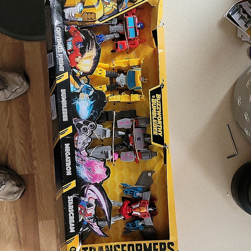 Buzzwords bumblebee set of 4